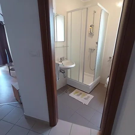 Gary Apartman Krk Town
