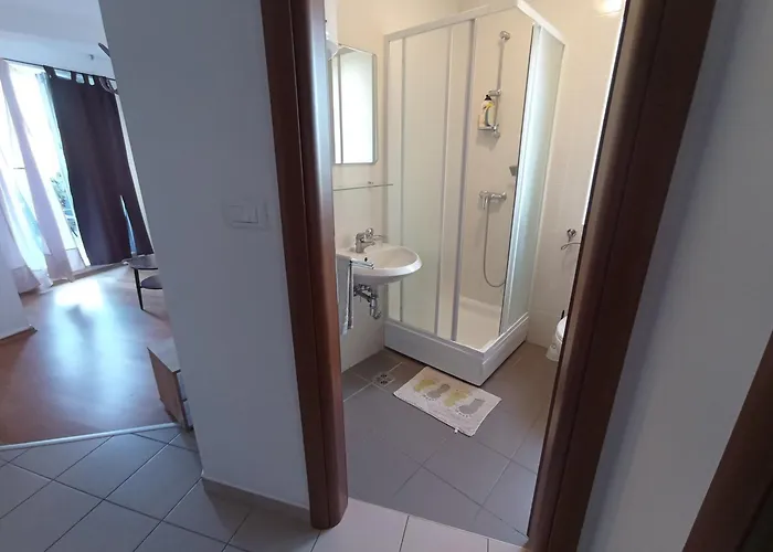 Gary Apartman Krk Town